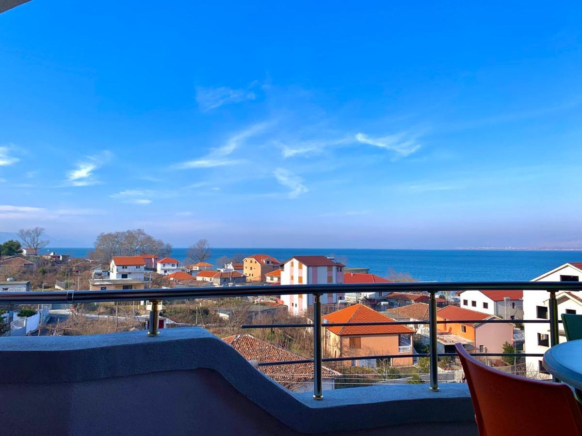 ホテル Casadolcecasa Shkodër エクステリア 写真