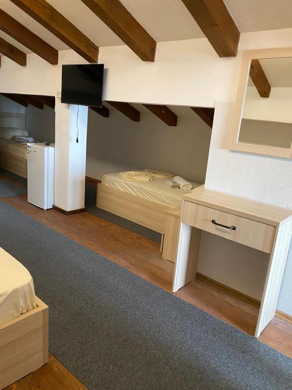 ホテル Casadolcecasa Shkodër エクステリア 写真
